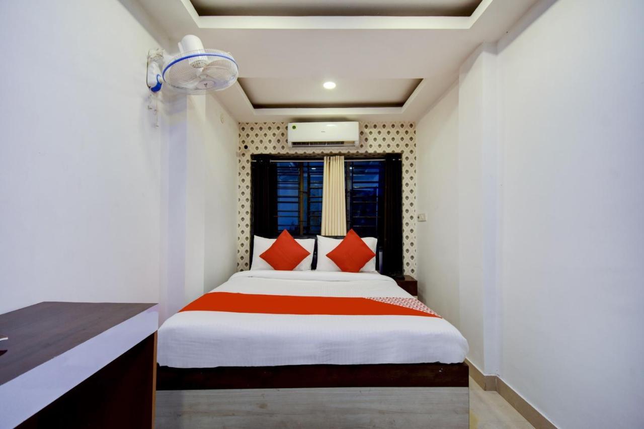 O Royal Regency Near Acropolis Mall Hotel 3*