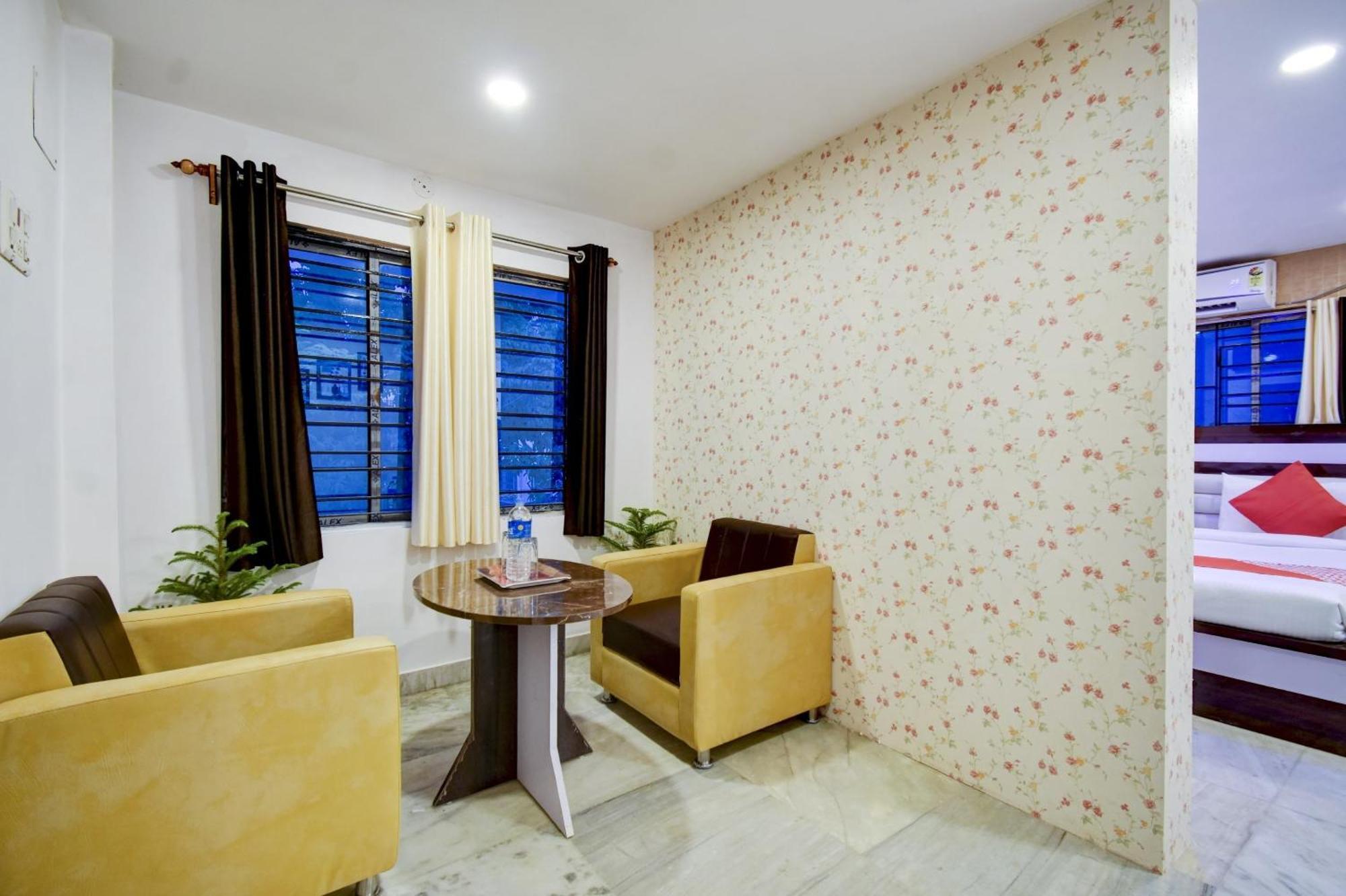 O Royal Regency Near Acropolis Mall Hotel